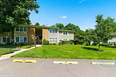 106 Viburnum Terrace #307, Red Bank, NJ 07701 - Photo 2