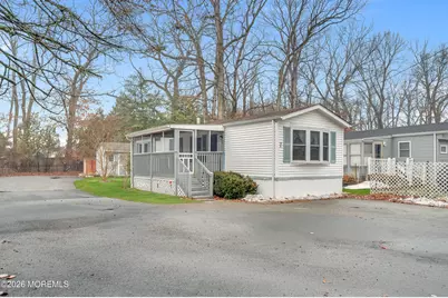 17 E Trail, Brick, NJ 08724 - Photo 2