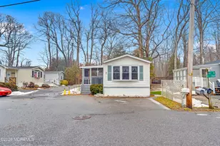 17 E Trail, Brick, NJ 08724 - Photo 4