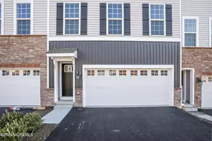 41 Wembley Wy, Tinton Falls, NJ 07753 - Photo 4