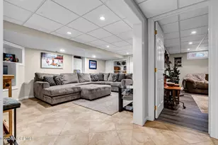 6 Flora Dr, Holmdel, NJ 07733 - Photo 36