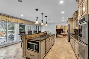 6 Flora Dr, Holmdel, NJ 07733 - Photo 14