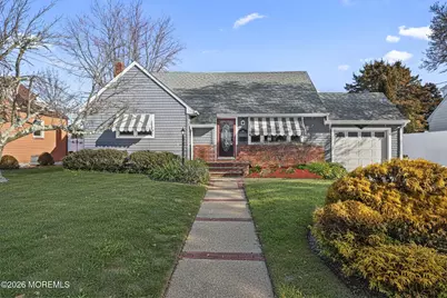 114 Memorial Parkway, Atlantic Highlands, NJ 07716 - Photo 1