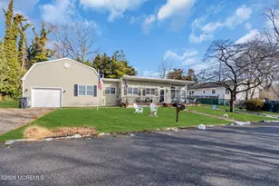 4 Spring St, Toms River Township, NJ 08753 - Photo 4