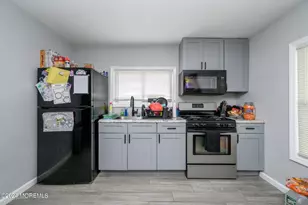 405 Main St, Keansburg, NJ 07734 - Photo 10