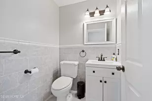 36 Main St, Port Monmouth, NJ 07758 - Photo 18