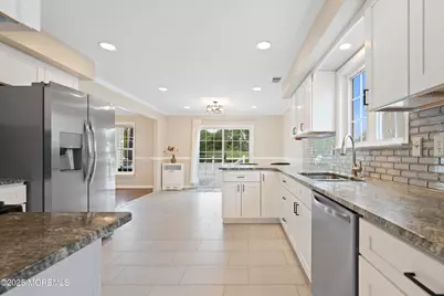 36 Main Street, Port Monmouth, NJ 07758 - Photo 10