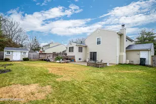 15 Hearth Ct, Howell Township, NJ 07731 - Photo 32