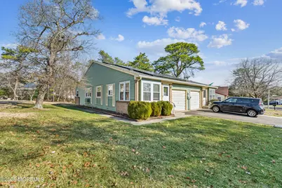 11A Deerfield Drive #52, Whiting, NJ 08759 - Photo 2