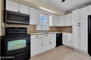 916 Beachwood Blvd, Beachwood, NJ 08722 - Photo 10