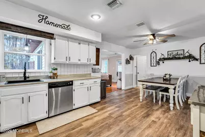 710 Hazelton Avenue, Lanoka Harbor, NJ 08734 - Photo 18