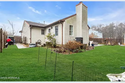 710 Hazelton Avenue, Lanoka Harbor, NJ 08734 - Photo 40