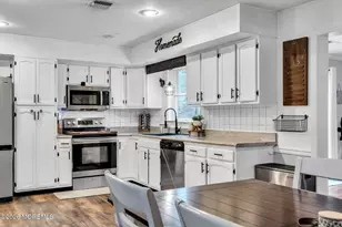 710 Hazelton Ave, Lanoka Harbor, NJ 08734 - Photo 14