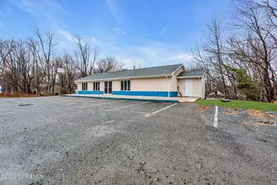 320 State Route 33, Manalapan Township, NJ 07726 - Photo 4