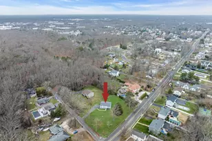 2 Youmans Ave, Eatontown, NJ 07724 - Photo 32