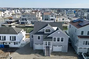 51 Barry Ln, Beach Haven, NJ 08050 - Photo 2