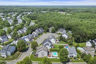 101 Rosemont Dr, Morganville, NJ 07751 - Photo 70