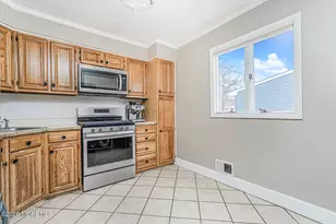 34 Dartmouth Dr, Hazlet Township, NJ 07730 - Photo 10