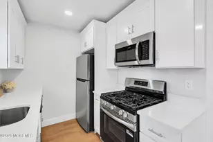 5 Jaffreyton Close, Freehold, NJ 07728 - Photo 10