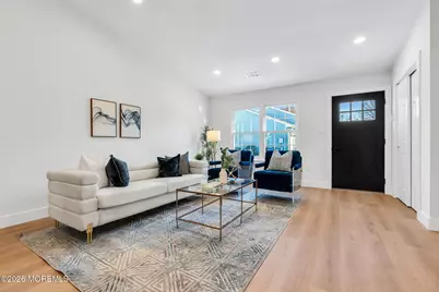 5 Jaffreyton Close, Freehold, NJ 07728 - Photo 4