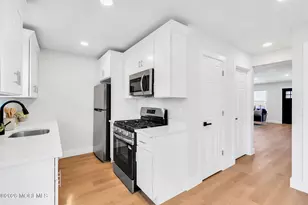 5 Jaffreyton Close, Freehold, NJ 07728 - Photo 12