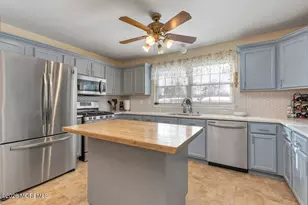 536 Deer Creek Ct, Jackson, NJ 08527 - Photo 10