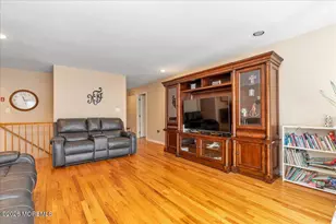 536 Deer Creek Ct, Jackson, NJ 08527 - Photo 4