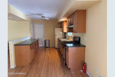 609 Knollwood Terrace, Brick, NJ 08724 - Photo 4