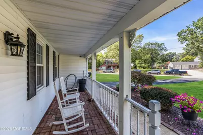 18 Claire Circle, Howell Township, NJ 07731 - Photo 4