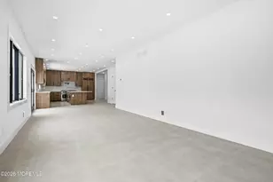 370 Wall St, Eatontown, NJ 07724 - Photo 18