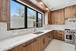 370 Wall St, Eatontown, NJ 07724 - Photo 14