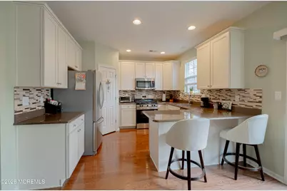 221 Chickadee Court, Freehold, NJ 07728 - Photo 6