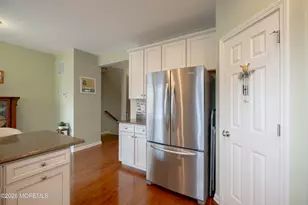 221 Chickadee Ct, Freehold, NJ 07728 - Photo 8