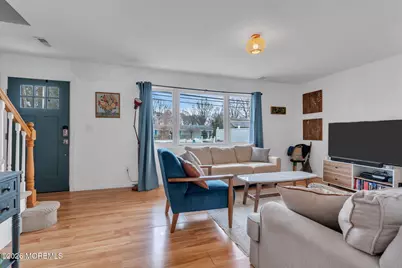 326 Thompson Avenue, North Middletown, NJ 07748 - Photo 4