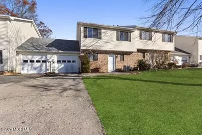 7 Tracey Court, Howell Township, NJ 07731 - Photo 4