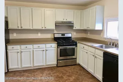 200 7th Avenue #3, Asbury Park, NJ 07712 - Photo 2