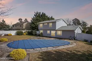 972 Quartz Dr, Toms River Township, NJ 08753 - Photo 2