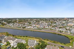 24 Lakeside Ave, Avon by the Sea, NJ 07717 - Photo 4
