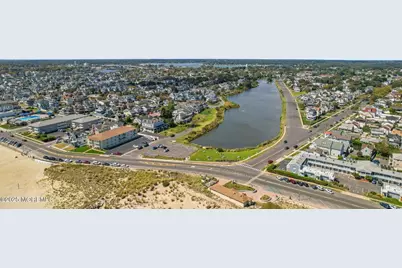 24 Lakeside Avenue, Avon by the Sea, NJ 07717 - Photo 14