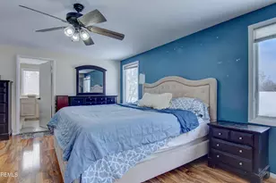 23 Livingston Ln, Manalapan Township, NJ 07726 - Photo 28