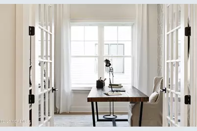 28 Larkspur Lane, Manalapan Township, NJ 07726 - Photo 2