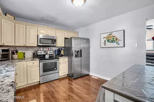 62 Aster St, Browns Mills, NJ 08015 - Photo 8