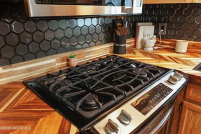 107 West Avenue, Toms River Township, NJ 08757 - Photo 10