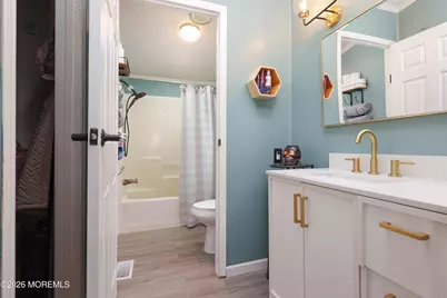 107 West Avenue, Toms River Township, NJ 08757 - Photo 18