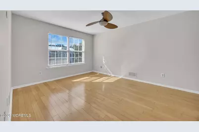 86 Heron Court, Manalapan Township, NJ 07726 - Photo 16