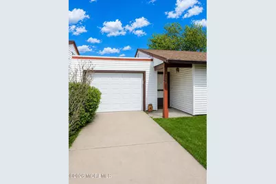 149B Maclura Plz Plaza, Monroe Township, NJ 08831 - Photo 2
