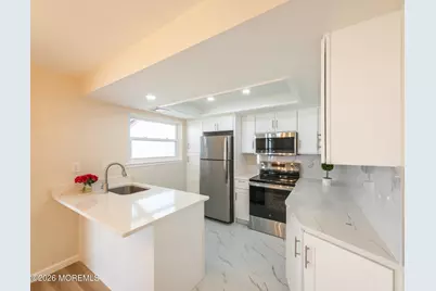 149B Maclura Plz Plaza, Monroe Township, NJ 08831 - Photo 10