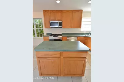 2976 Fieldcrest Lane, Toms River Township, NJ 08755 - Photo 20
