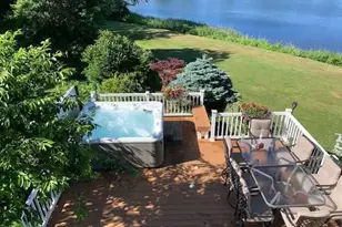 637 Beacon Blvd, Sea Girt, NJ 08750 - Photo 1