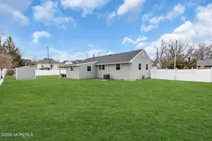 201 Summit Ave, Belford, NJ 07718 - Photo 30